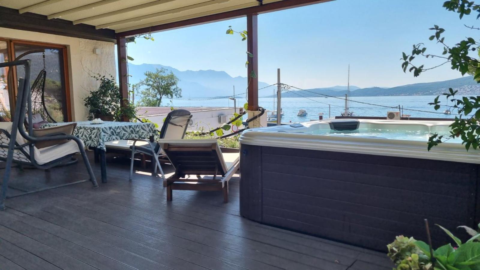 Olive Coast Apartments Herceg Novi Ngoại thất bức ảnh